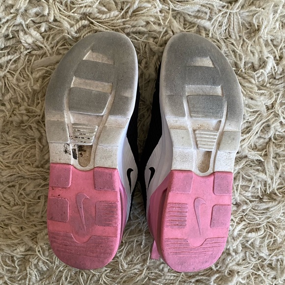Nike Air Max Motion 2, children youth Girls Shoes, size 3Y. - Picture 9 of 9